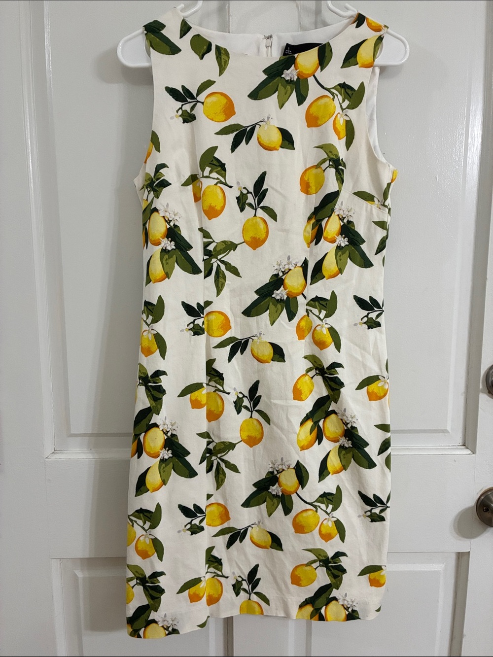 Chetta B White Lemon-Print Sleeveless Shift Dress